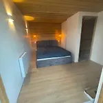 木屋 Les Brimbelles 勒索里