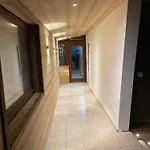 木屋 Les Brimbelles 勒索里