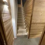 Les Brimbelles 木屋 勒索里